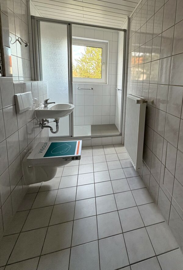 Schicke 2-RW mit großem Wohnzimmer und Dusche – Bild 5