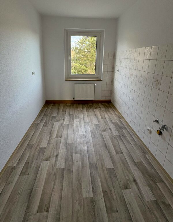 Schicke 2-RW mit großem Wohnzimmer und Dusche – Bild 4